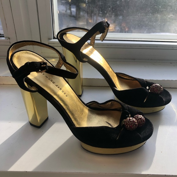 Marc Jacobs Shoes - Marc Jacobs Dries Cherry sandals